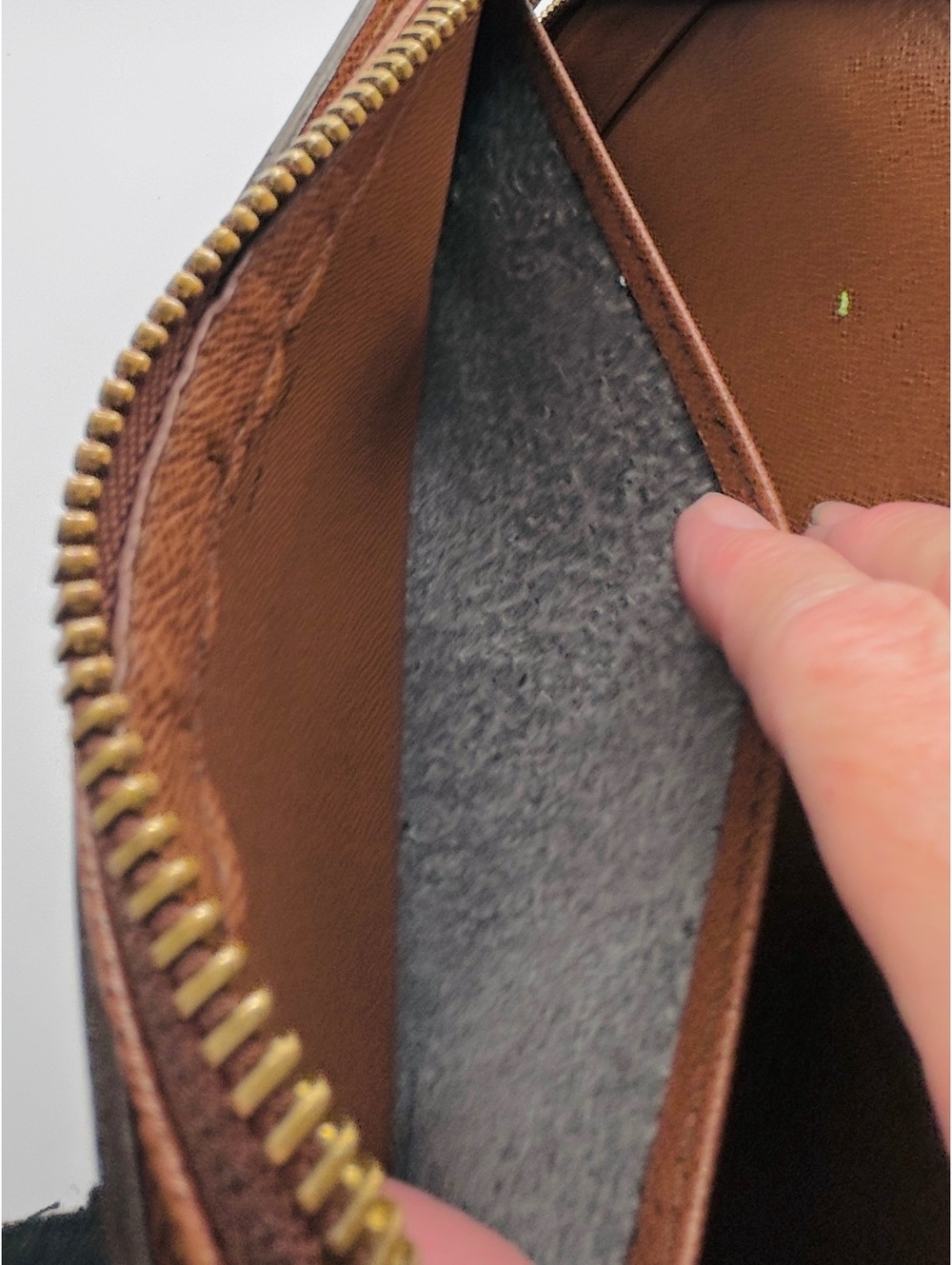 Authentic Vintage Louis Vuitton Marly Dragonne GM (Model M51825) 1986-89 Product - Picture 9 of 9